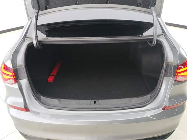 Chevrolet Monza 2024 2024款 1.5L 双离合悦享版