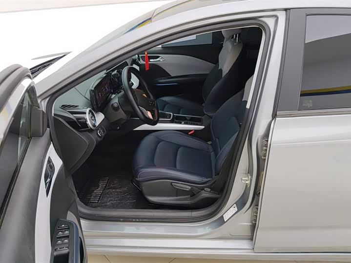 Chevrolet Monza 2024 2024款 1.5L 双离合悦享版