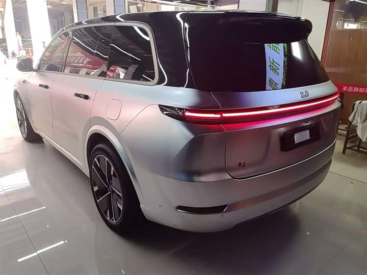 LiXiang L9 2025 2025款 Ultra 智能焕新版