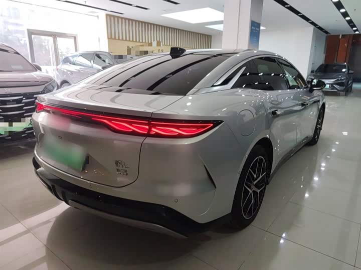 BYD Han L 2025 2025款 EV 四驱激光雷达旗舰型