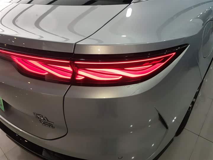 BYD Han L 2025 2025款 EV 四驱激光雷达旗舰型