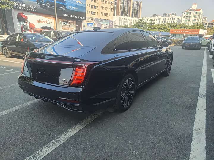 Hongqi H9 2024 2024款 2.0T 旗享 私享风尚版