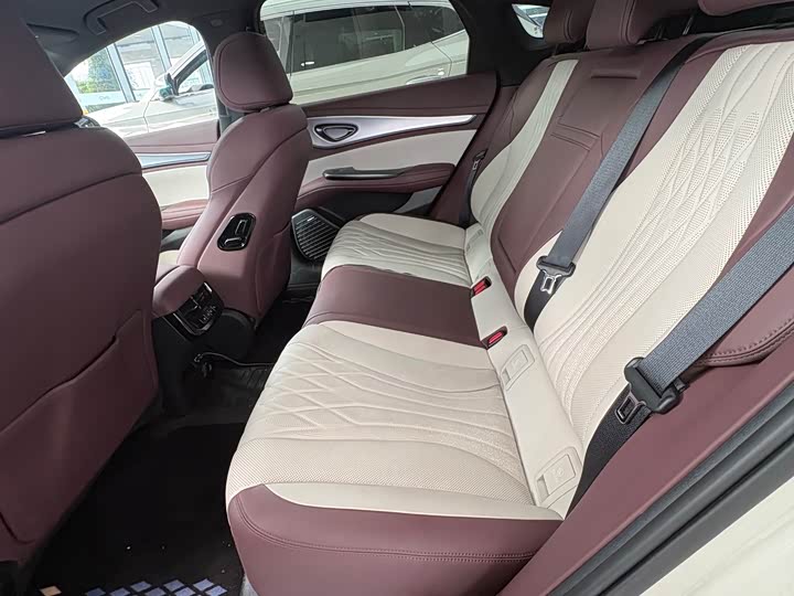 BYD Seal 07 DM-i Hybrid 2025 2025款 智驾版 DM-i 1.5T 125km 旗舰型