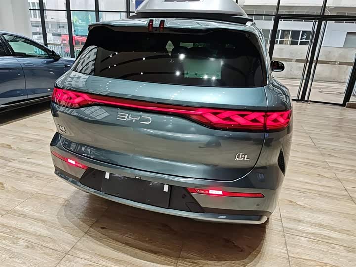 BYD Tang L 2025 2025款 DM 175KM无人机玩家版