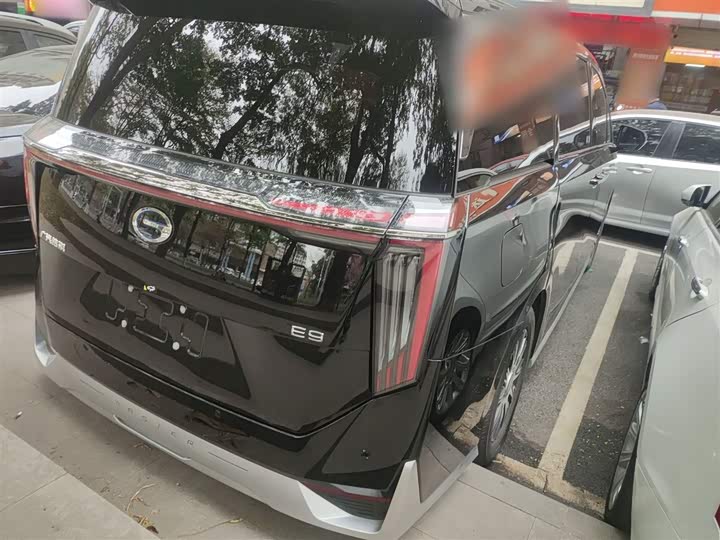 GAC Trumpchi E9 2025 2025款 E9 超级快充 尊享