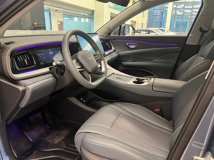 BYD Sea Lion 07 DM-i Hybrid 2025 2025款 150 领航+版