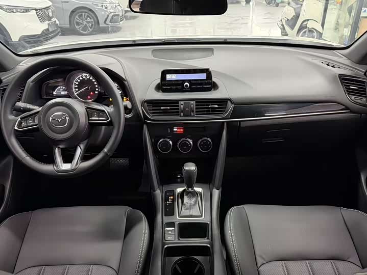 Mazda CX-4 2021 2021款 2.0L 自动两驱蓝天活力版
