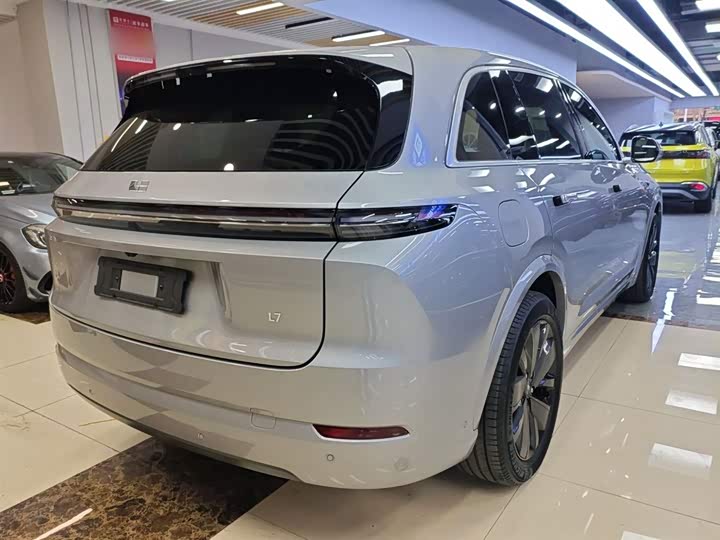 LiXiang L7 2025 2025款 Pro 智能焕新版