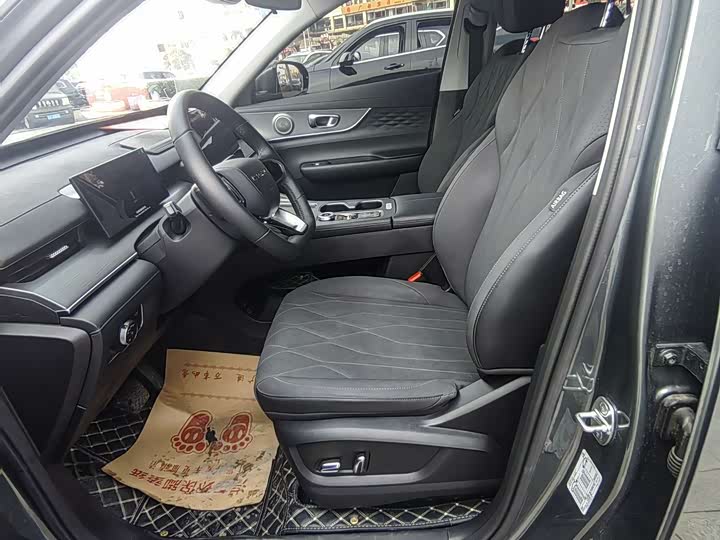 Chery Tiggo 8 2025 2025款 290TGDI 自动畅行版 5座