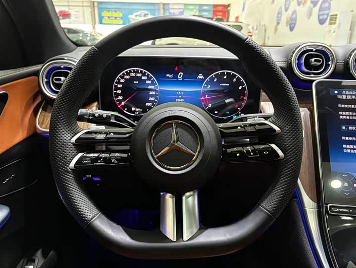 Mercedes-Benz GLC-Class 2025 2025款 GLC 300 L 4MATIC 动感型 5座