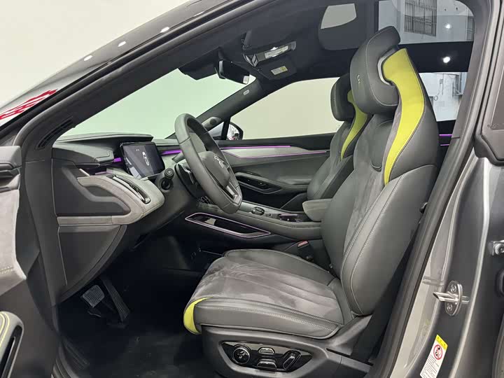 BYD Song L 2025 2025款 智驾版 602km 激光雷达四驱型