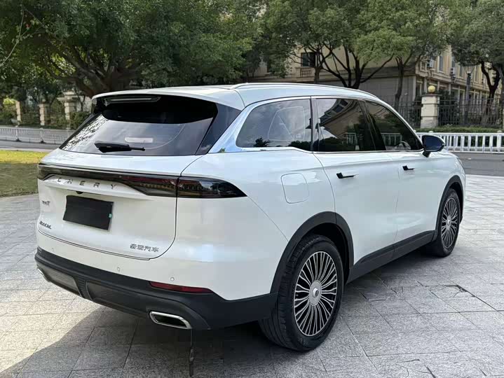 Chery Tiggo 8L 2024 2024款 2.0T 两驱豪华版 5座