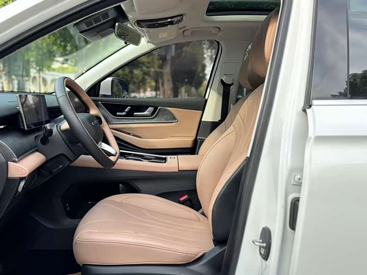 Chery Tiggo 8L 2024 2024款 2.0T 两驱豪华版 5座