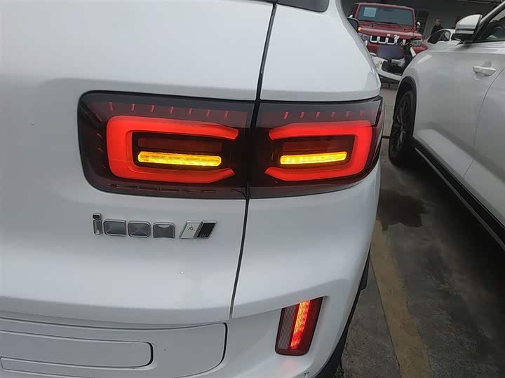 Geely Icon 2023 2023款 1.5TD 巧克力醇巧版