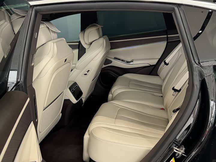 Denza Z9 2024 2024款 1100km 四驱Max版