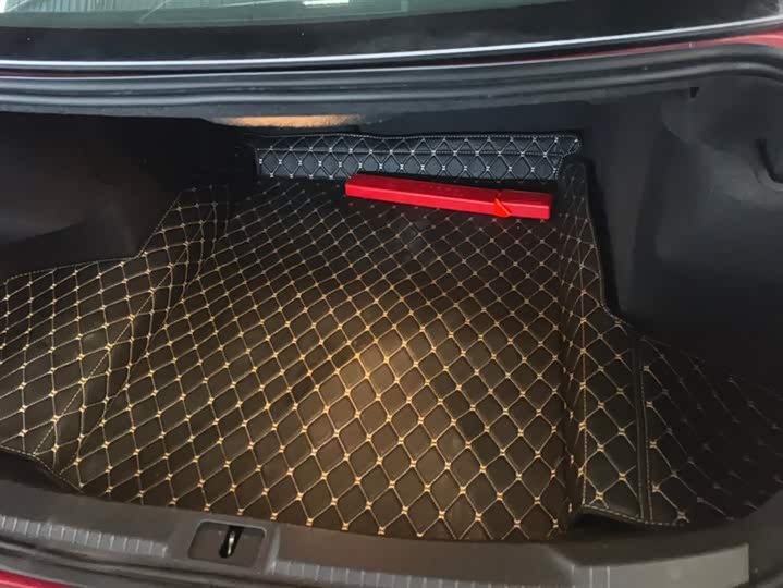 Roewe RX5 2023 2023款 PLUS 330TGI 自动领潮智享版