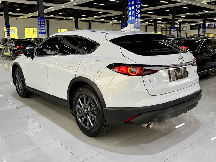 Mazda CX-4 2021 2021款 2.0L 自动两驱蓝天活力版