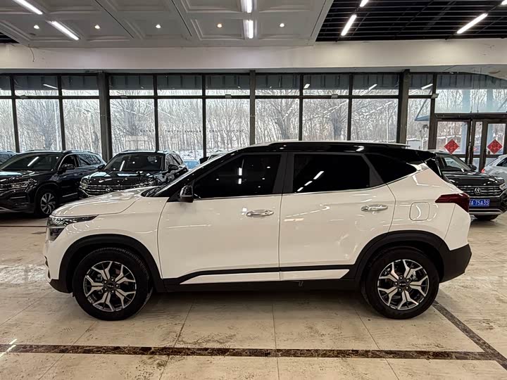 2021 Kia KX3