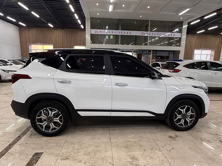 Kia KX3 2021 2021款 1.5L CVT全能版