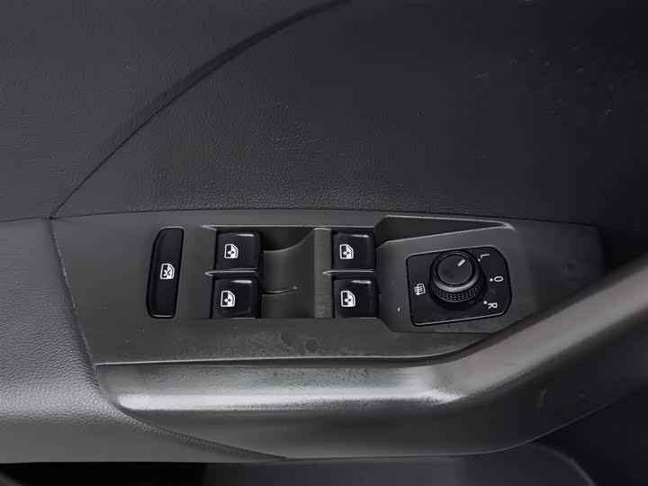 Volkswagen T-Cross 2022 2022款 280TSI DSG舒适版