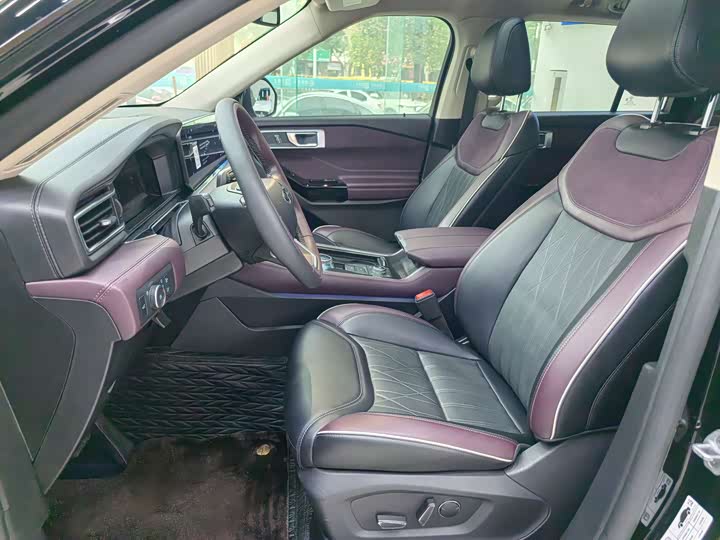 Ford Explorer 2023 2023款 EcoBoost 285 四驱钛金版 7座