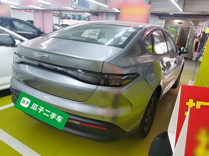 BYD Seal 05 DM-i Hybrid 2025 2025款 DM-i 智驾版 55KM豪华型