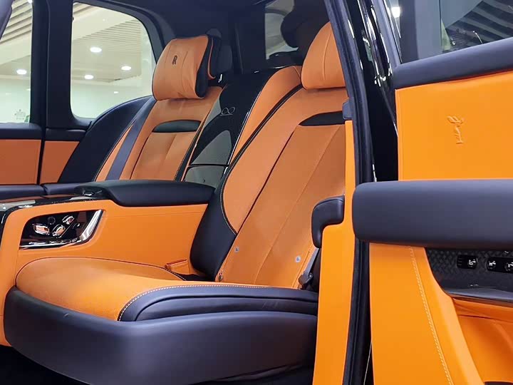 Rolls-Royce Cullinan 2024 2024款 Black Badge