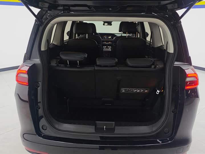 GAC Trumpchi M6 2023 2023款 PRO 270T DCT豪华版