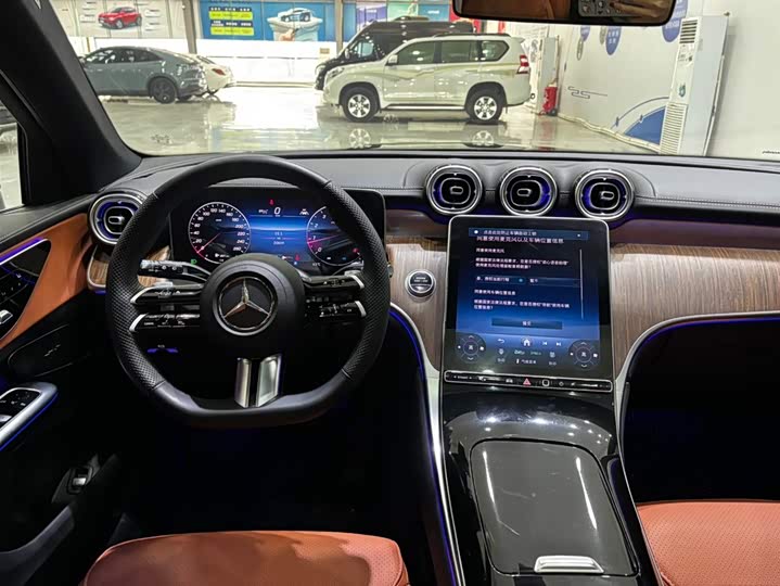 Mercedes-Benz GLC-Class 2025 2025款 GLC 300 L 4MATIC 动感型 5座