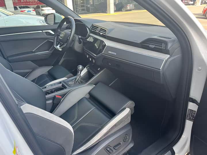 Audi Q3 2024 2024款 35 TFSI 时尚动感型