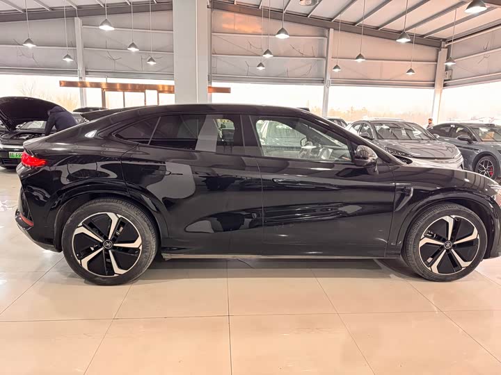 BYD Song L 2025 2025款 智驾版 662km 激光雷达卓越型