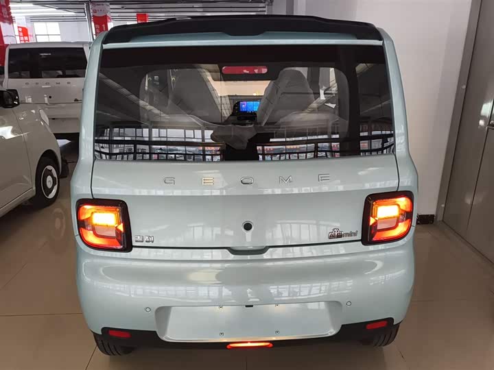 Geely Galaxy Panda Mini 2025 2025款 熊猫mini 210km 元气熊