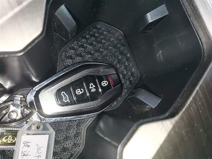 Jetour X70 2024 2024款 1.5T DCT荣耀PRO 5座