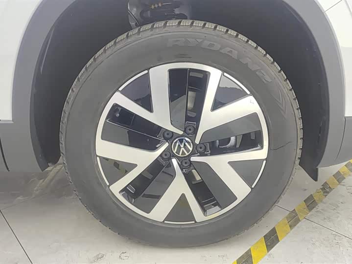 Volkswagen Tayron 2026 2026款 3000万辆甄选款 300TSI