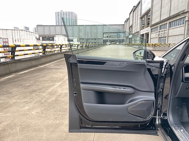 HiPhi X 2022 2022款 创远版6座 长续航版