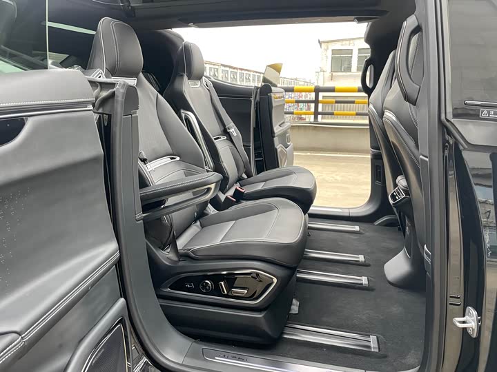 HiPhi X 2022 2022款 创远版6座 长续航版