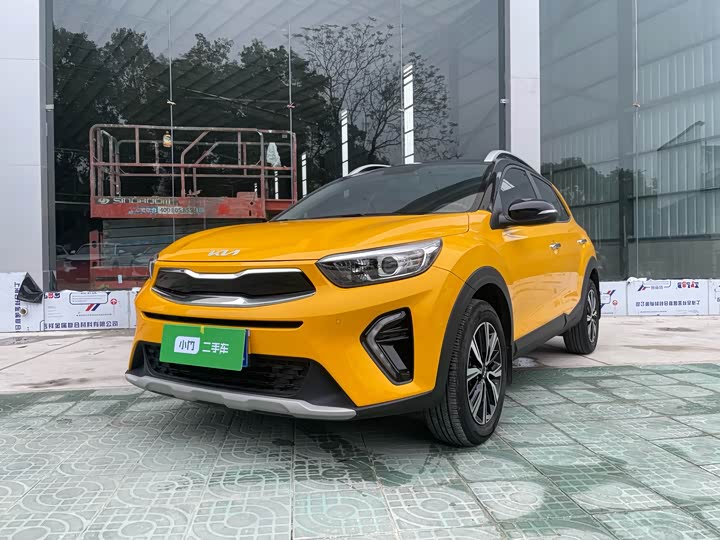 Kia KX1 2021 2021款 1.4L CVT趣享天窗款