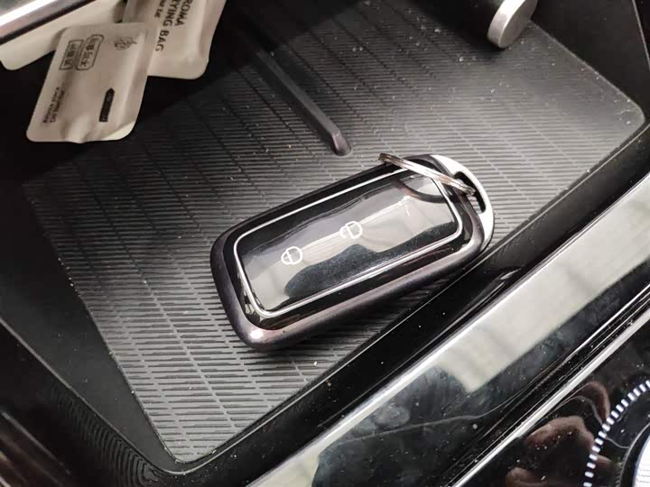 Geely Galaxy A7 2025 2025款 EM-i 70km 豪享版