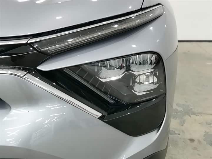 Citroen C5 X 2024 2024款 1.6T 享不凡