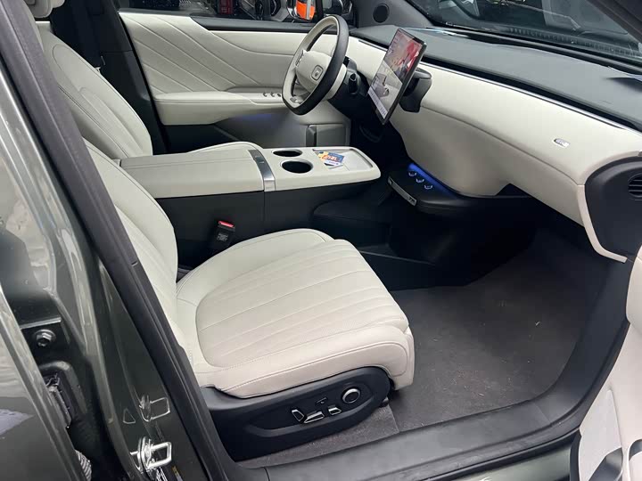 Changan Qiyuan (Nevo) E07 2025 2025款 纯电 四驱 90kWh 大成版