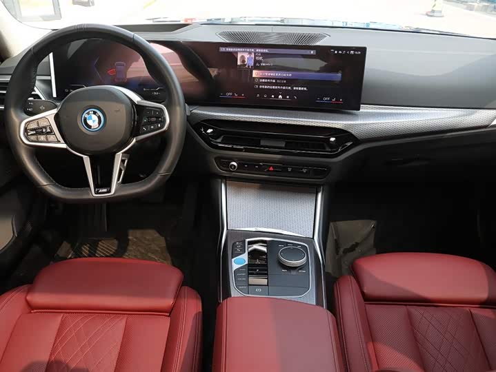 BMW i3 2025 2025款 eDrive 40 L 曜夜运动套装