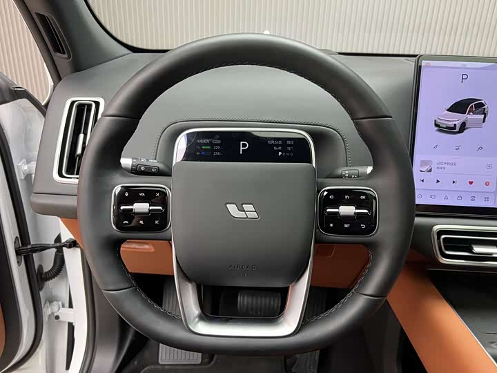 LiXiang L7 2025 2025款 Max 智能焕新版