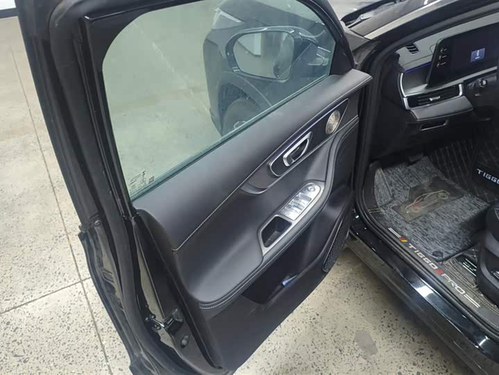 Chery Tiggo 8 Pro 2024 2024款 冠军版 290T 两驱闪耀版 5座