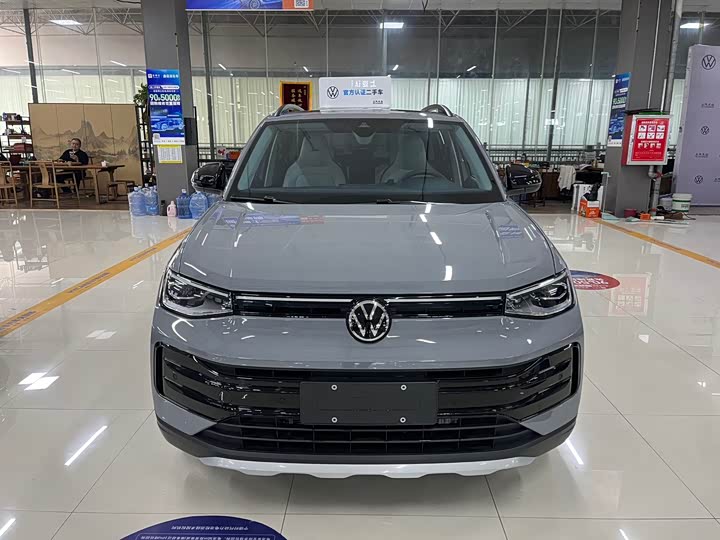 Volkswagen Tharu 2025 2025款 新锐 1.5L 锐意版