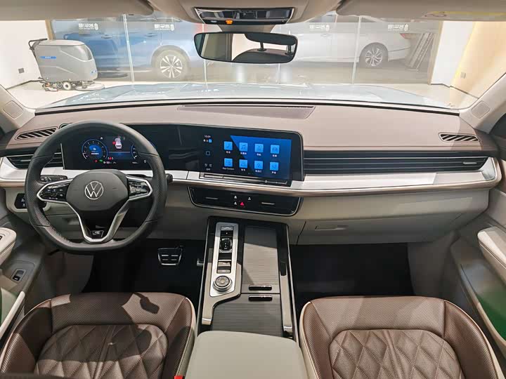 Volkswagen Tavendor 2023 2023款 380TSI 四驱R-Line巡游版