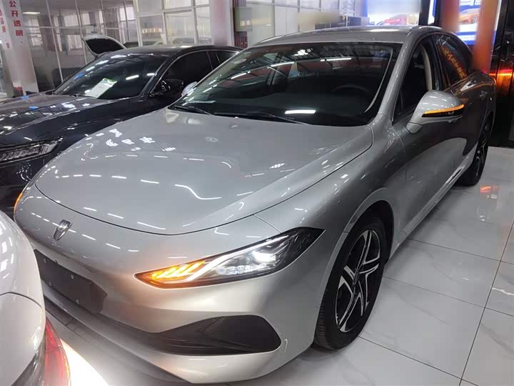 Roewe D7 2023 2023款 DMH 125km 旗舰版