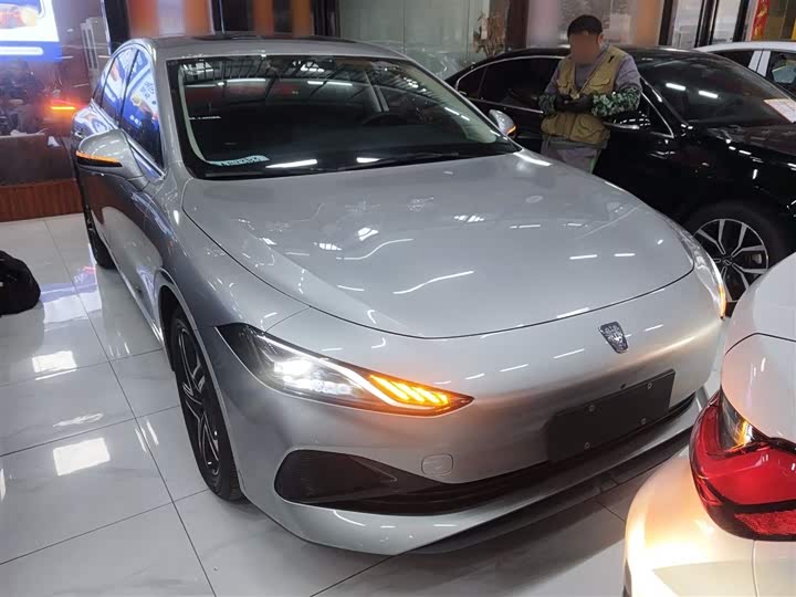 Roewe D7 2023 2023款 DMH 125km 旗舰版