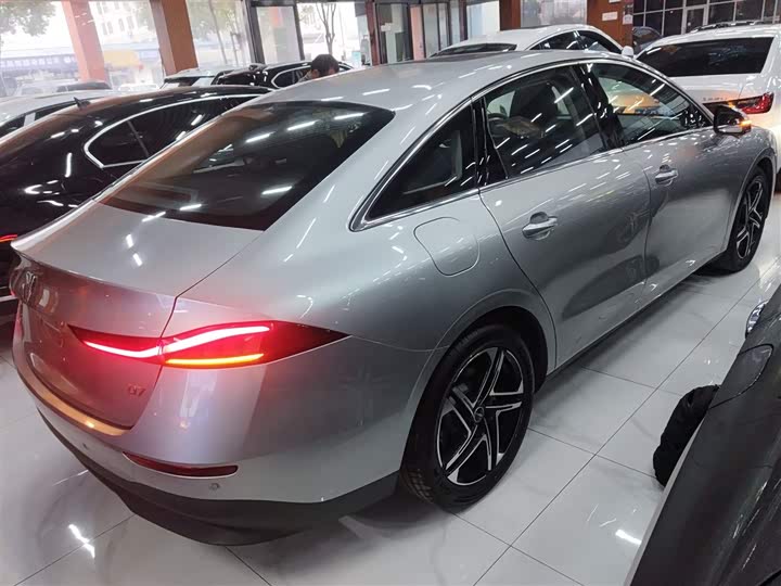 Roewe D7 2023 2023款 DMH 125km 旗舰版