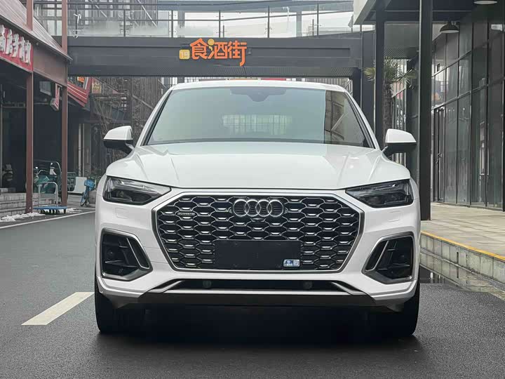 Audi Q5L Sportback 2022 2022款 45 TFSI 豪华型