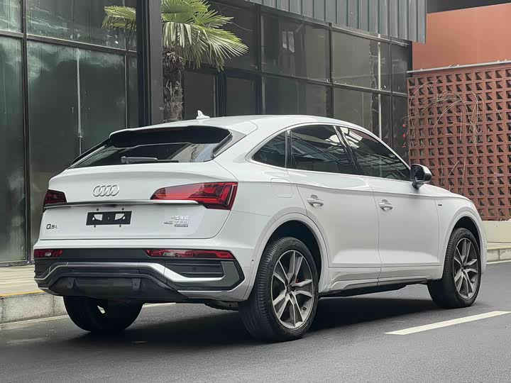 Audi Q5L Sportback 2022 2022款 45 TFSI 豪华型
